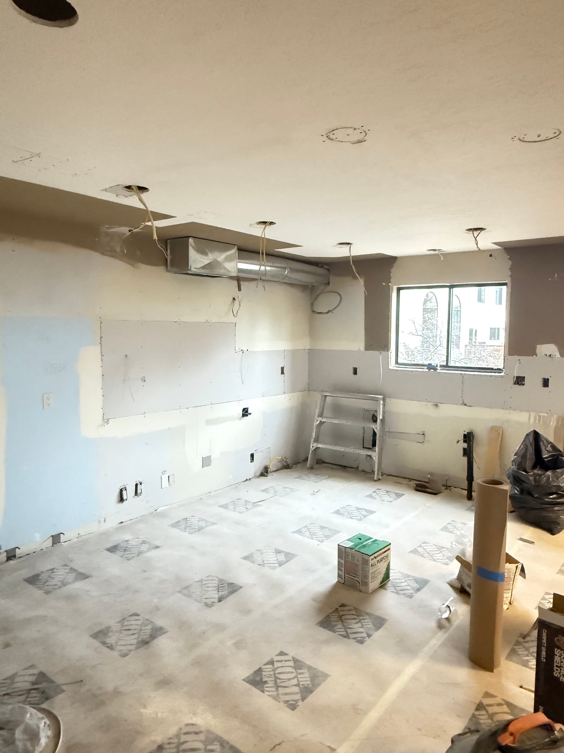 Gallery photos for Stunning Kitchen Makeover with Marble Countertops: Image #1