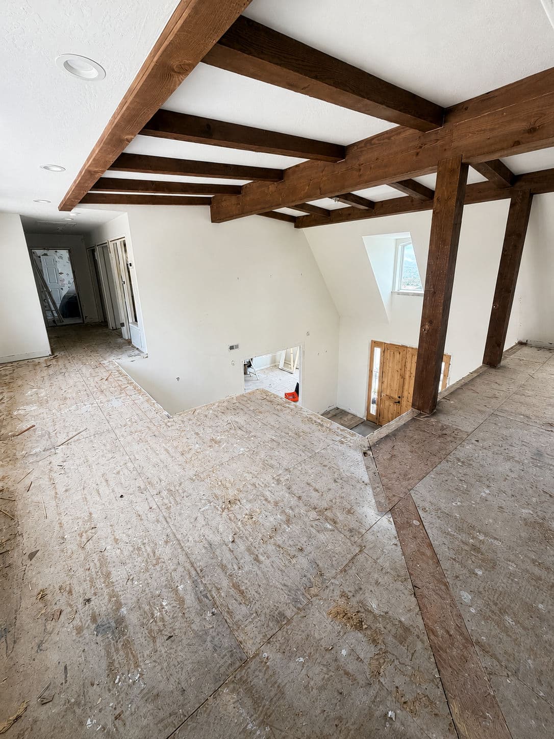 Gallery photos for Stair Railing Removal Opens Up a Whole New Look: Image #1