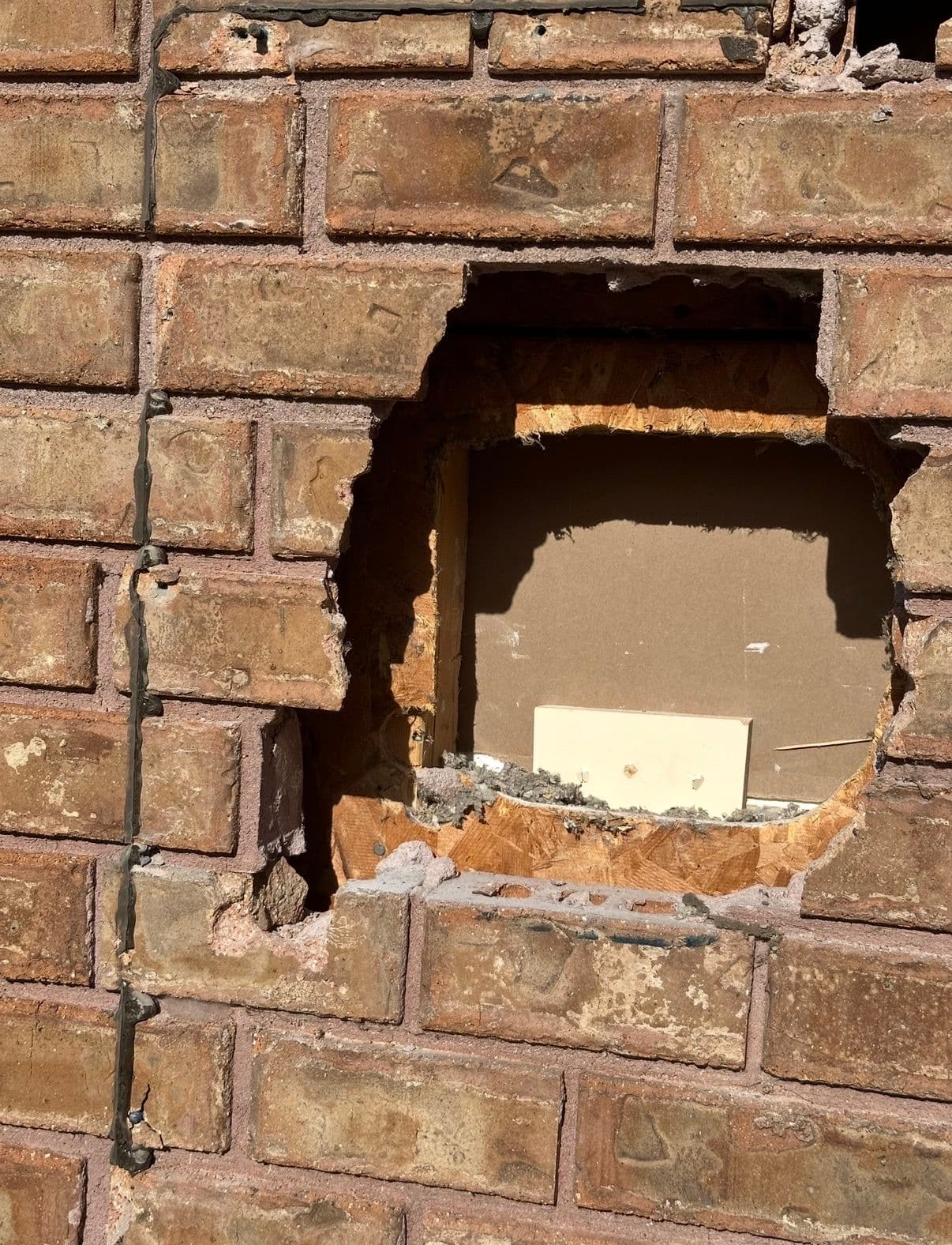Gallery photos for Precision Hood Vent Installation in Solid Brick: Image #1