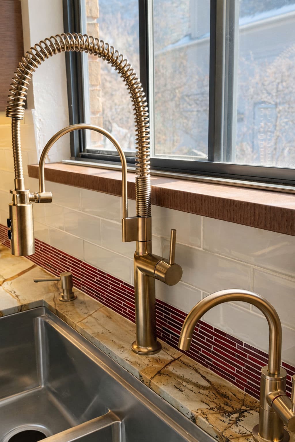 Project Modern Kitchen Sink Makeover with Chic Gold Finishes image