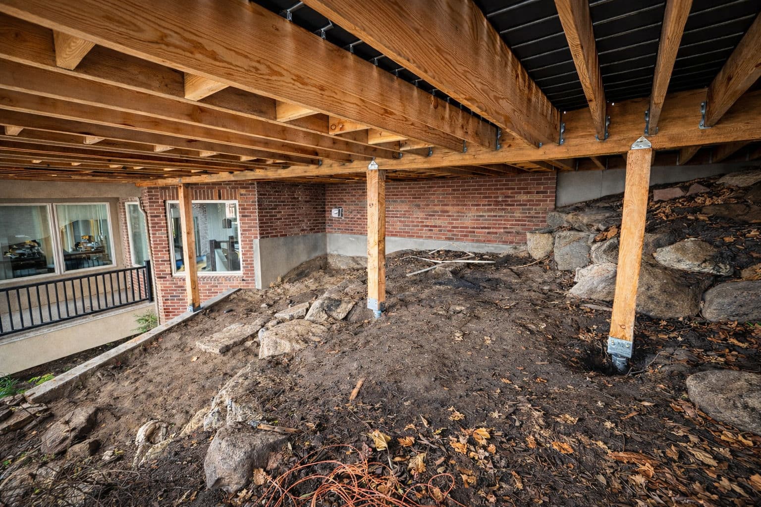 Gallery photos for Reinforced Deck Construction for a Safe and Sturdy Space: Image #1